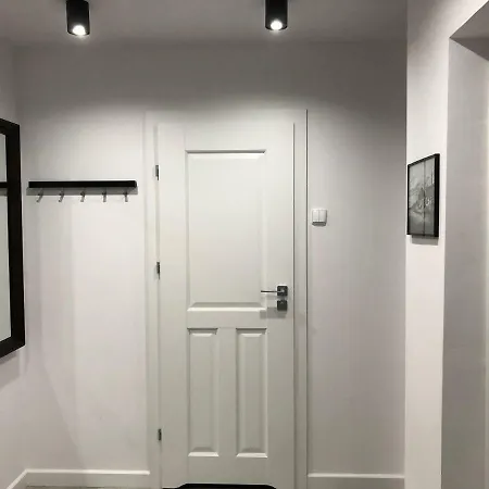 Apartament Warecka 아파트 말보르크